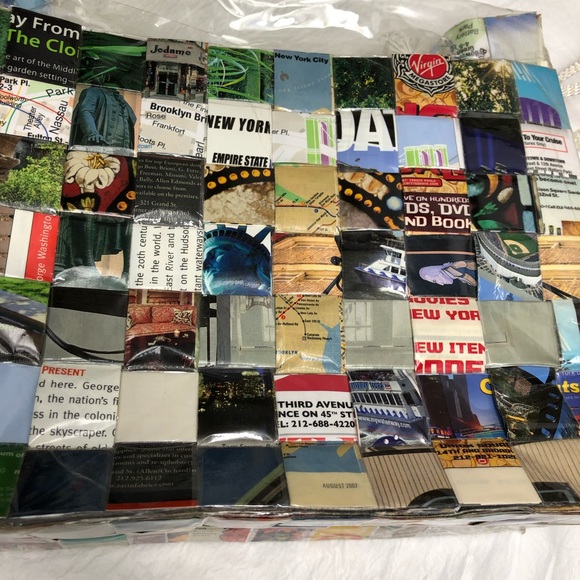 Handmade Recycled New York Purse - Picture 7 of 13